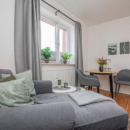 Fewo1846 - Kommood - Zentral Gelegenes Studio-Apartment Mit Balkon Im Hochparterre Flensburg Ngoại thất bức ảnh