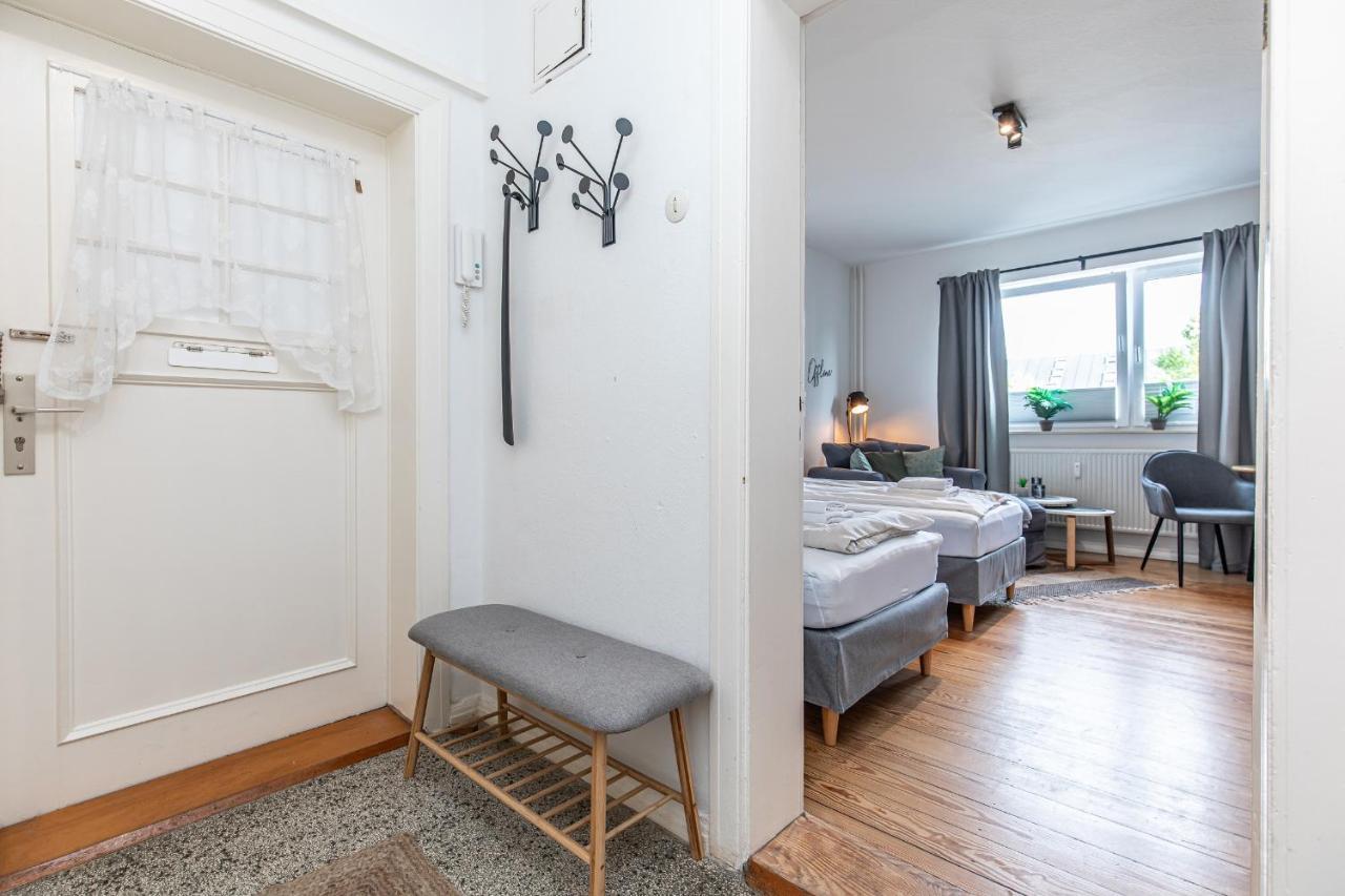Fewo1846 - Kommood - Zentral Gelegenes Studio-Apartment Mit Balkon Im Hochparterre Flensburg Ngoại thất bức ảnh