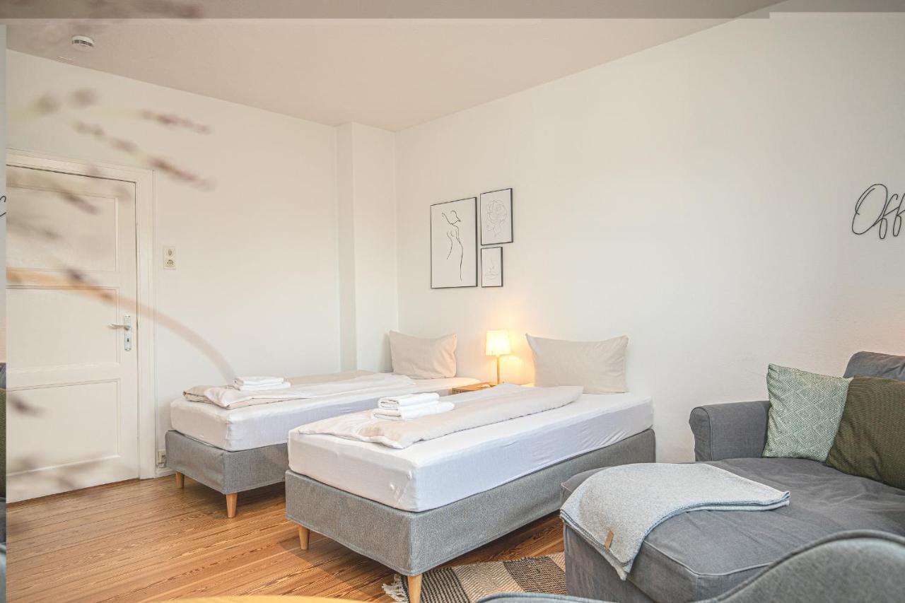Fewo1846 - Kommood - Zentral Gelegenes Studio-Apartment Mit Balkon Im Hochparterre Flensburg Ngoại thất bức ảnh