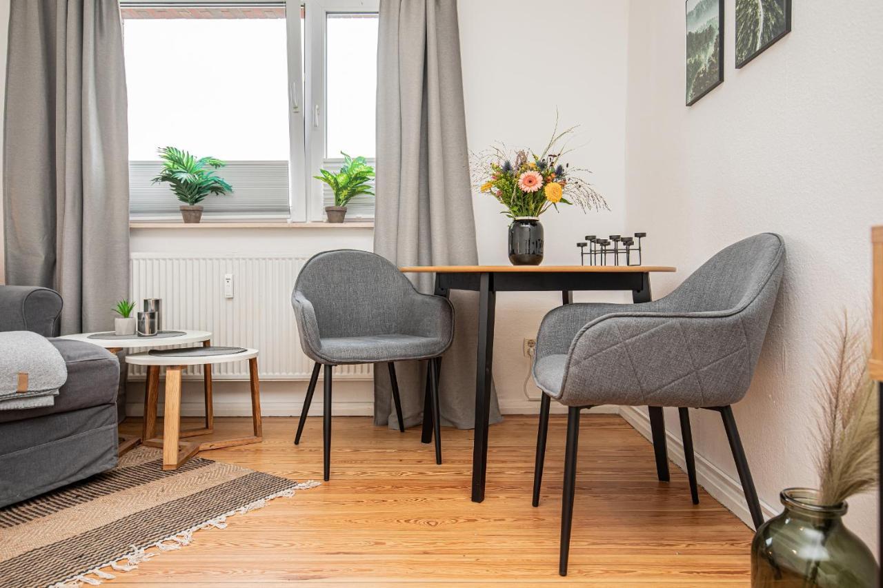 Fewo1846 - Kommood - Zentral Gelegenes Studio-Apartment Mit Balkon Im Hochparterre Flensburg Ngoại thất bức ảnh