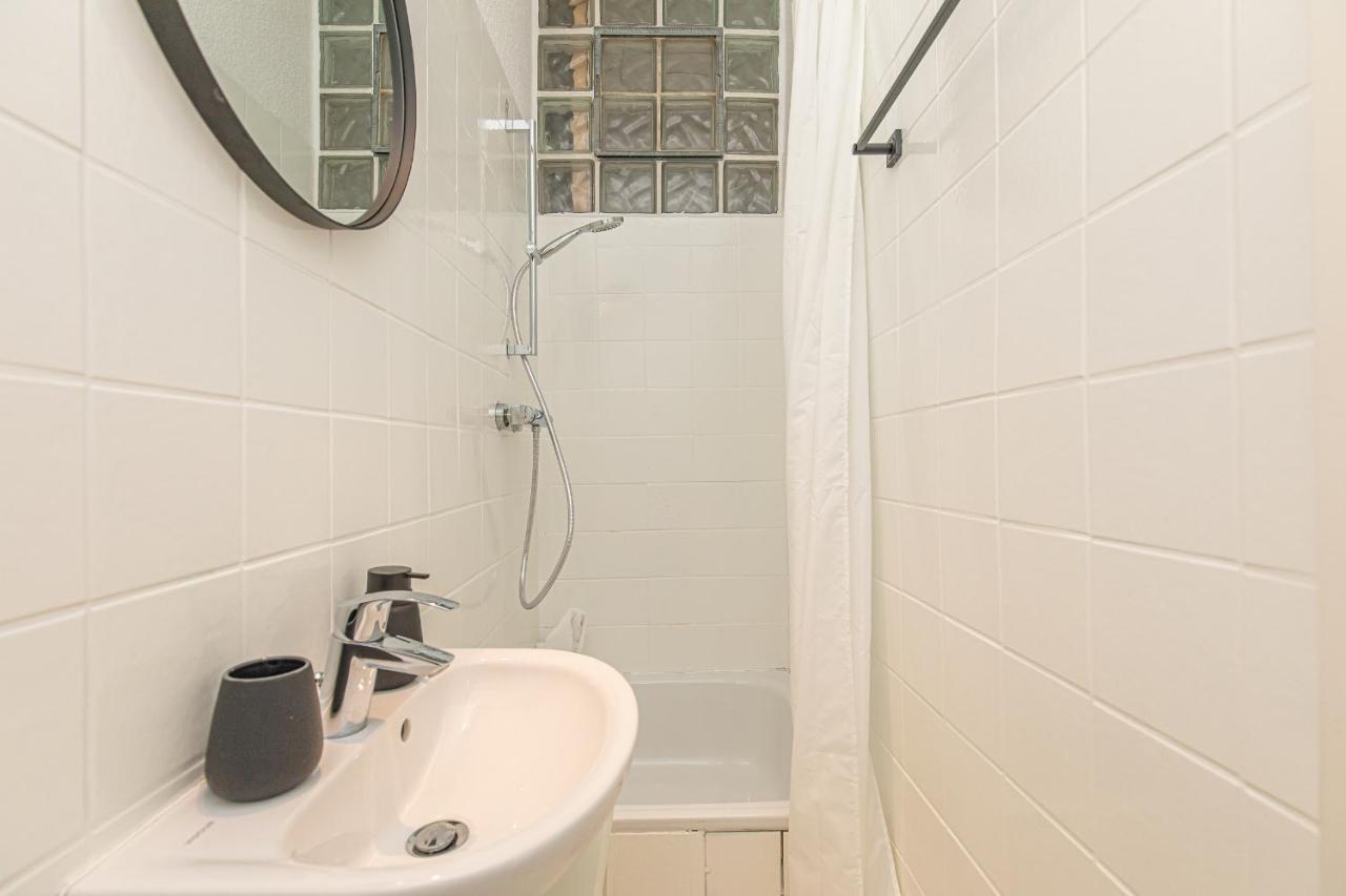 Fewo1846 - Kommood - Zentral Gelegenes Studio-Apartment Mit Balkon Im Hochparterre Flensburg Ngoại thất bức ảnh